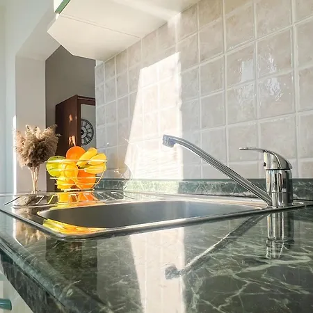 Apartment Holiday Makarska *